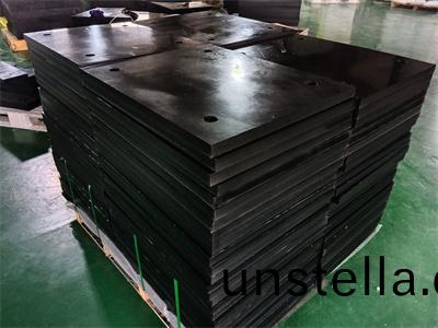 高分子材料聚乙(yi)烯闆：性能全麵，成多行業材料新選(xuan)擇